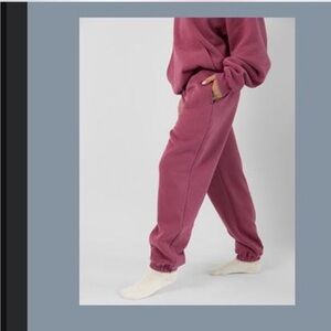 Comfrt Berry Minimalist Sweatpant Joggers